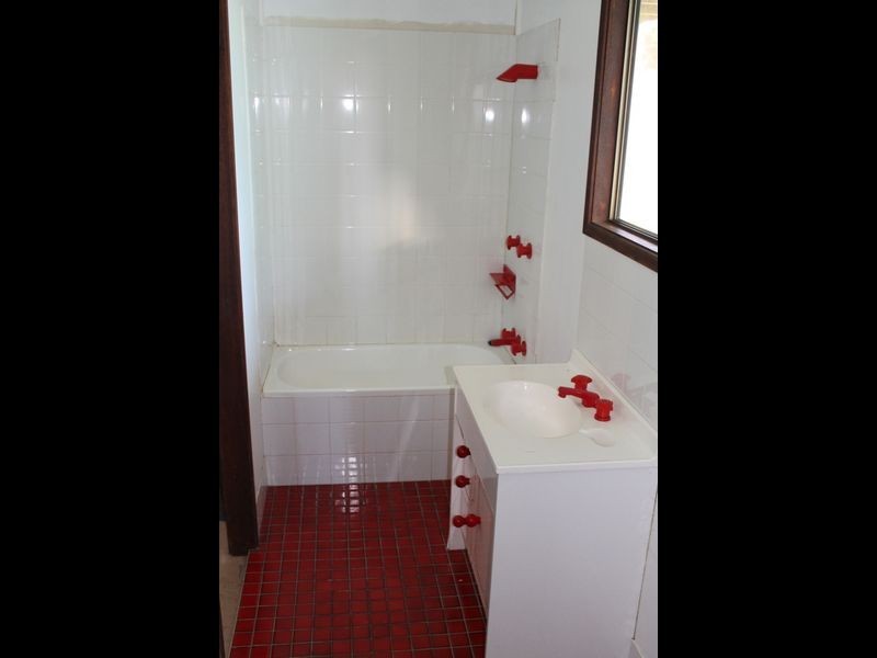 19 Boondi Street, Malua Bay NSW 2536