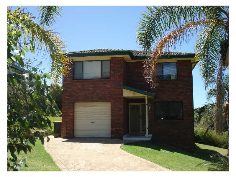 4 Nioka Street, Malua Bay NSW 2536