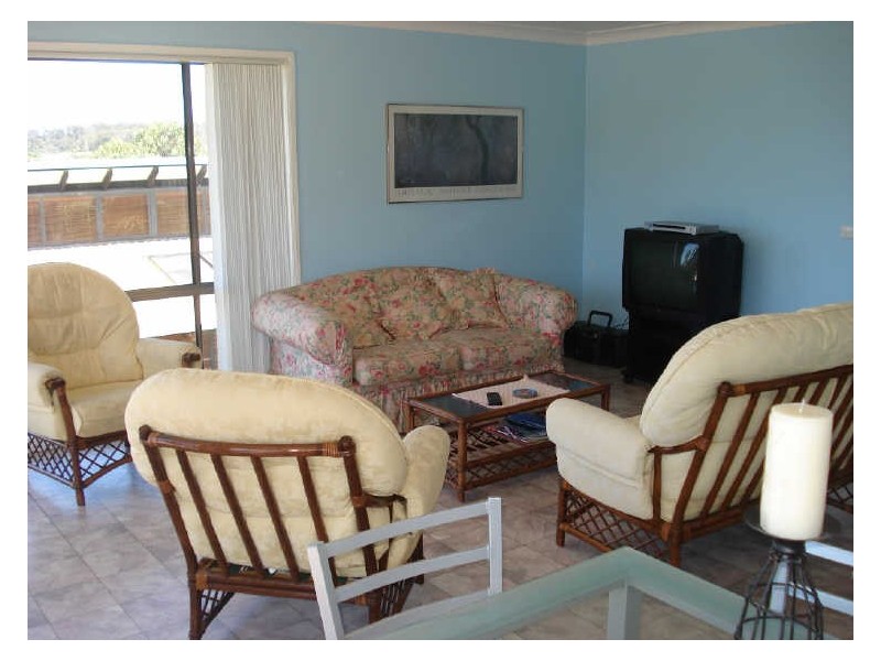 4 Nioka Street, Malua Bay NSW 2536