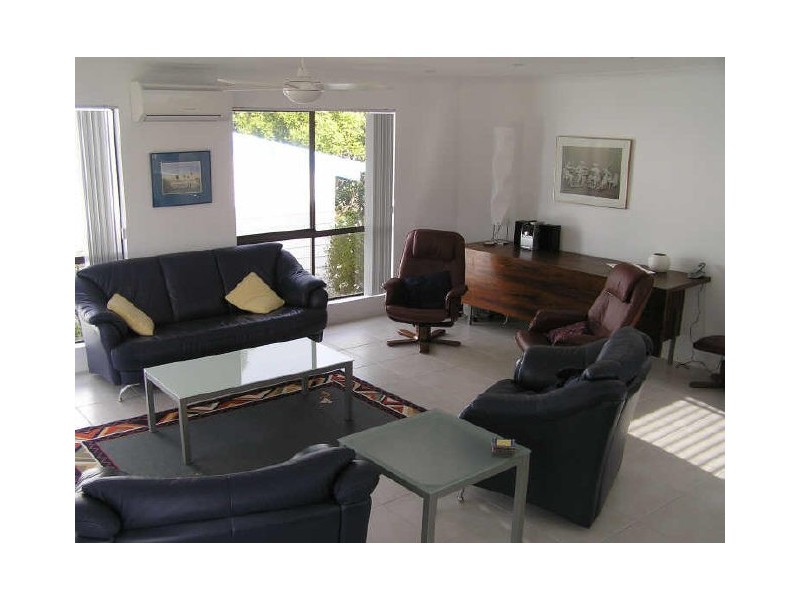 6 Merinda Street, Malua Bay NSW 2536