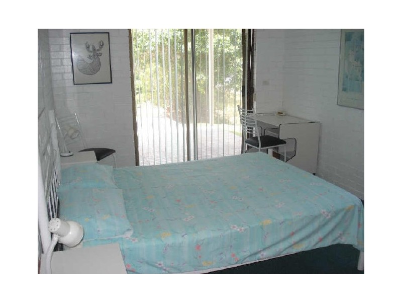 6 Merinda Street, Malua Bay NSW 2536