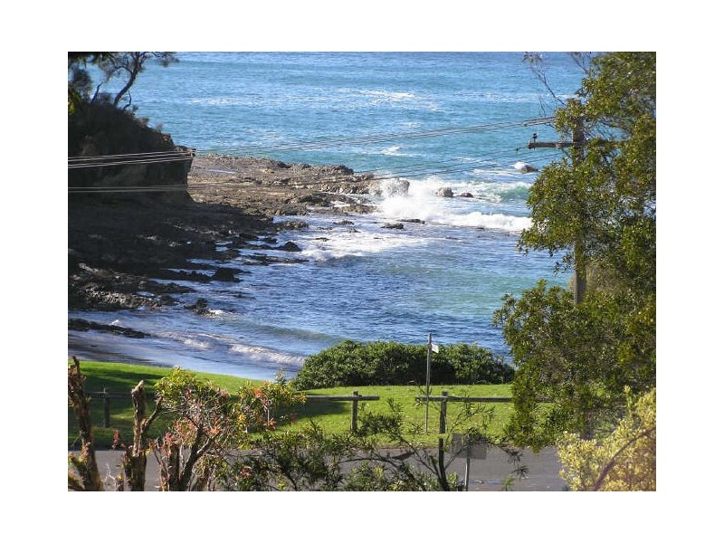 6 Merinda Street, Malua Bay NSW 2536
