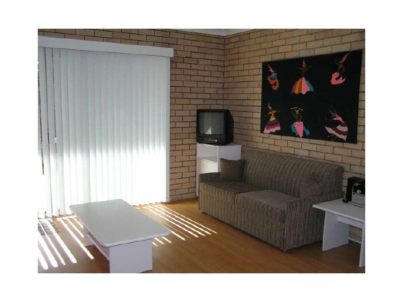 6 Merinda Street, Malua Bay NSW 2536