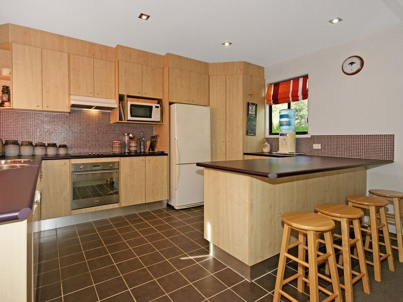 4 Miller Avenue, Rosedale NSW 2536