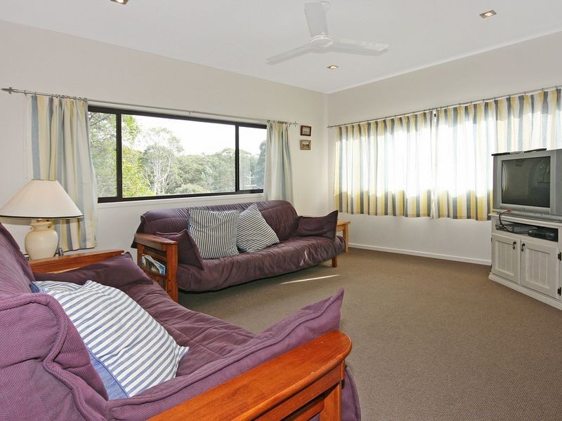4 Miller Avenue, Rosedale NSW 2536