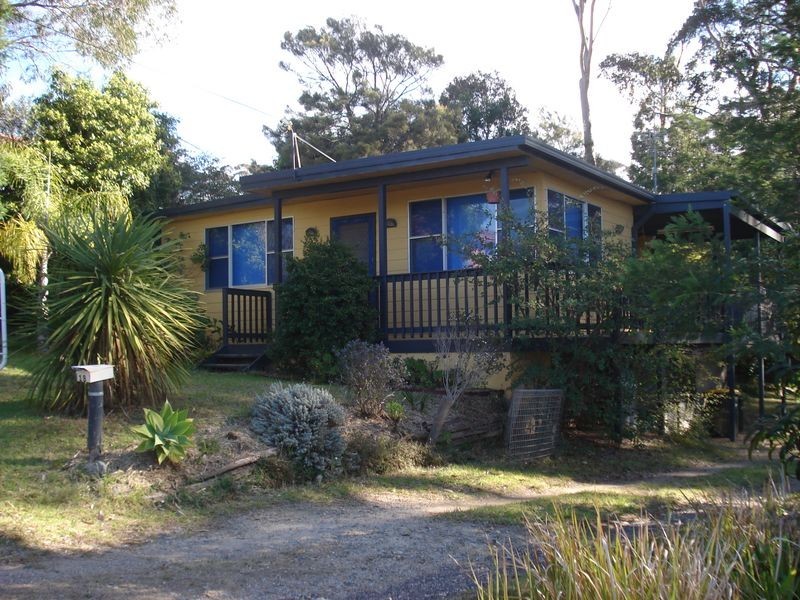 18 Yugura Street, Malua Bay NSW 2536
