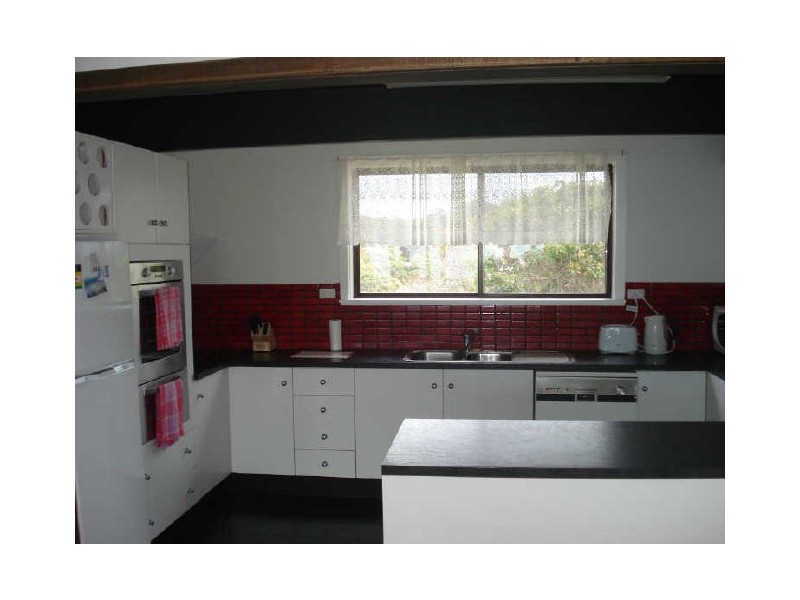 21 Iluka Avenue, Malua Bay NSW 2536