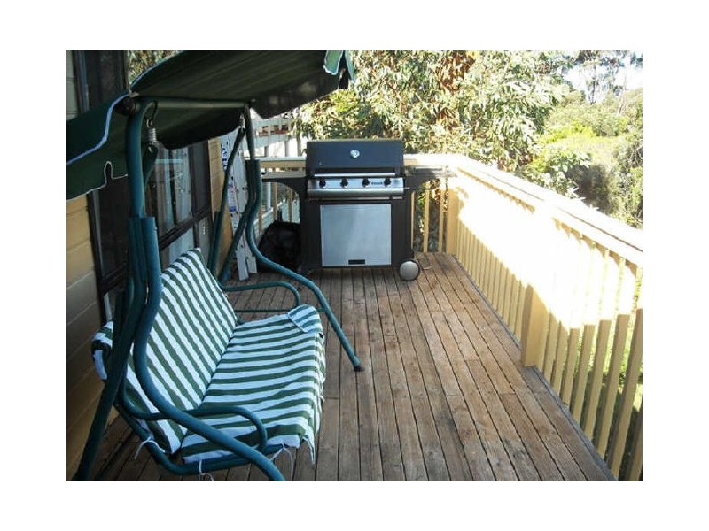 17 Mulgowrie Street, Malua Bay NSW 2536