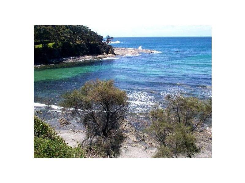 17 Mulgowrie Street, Malua Bay NSW 2536