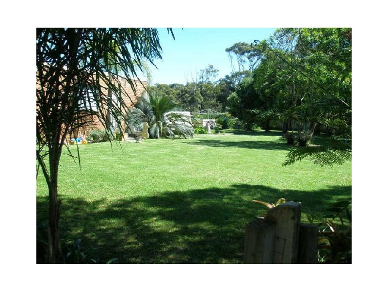 23 Muwarra Avenue, Malua Bay NSW 2536