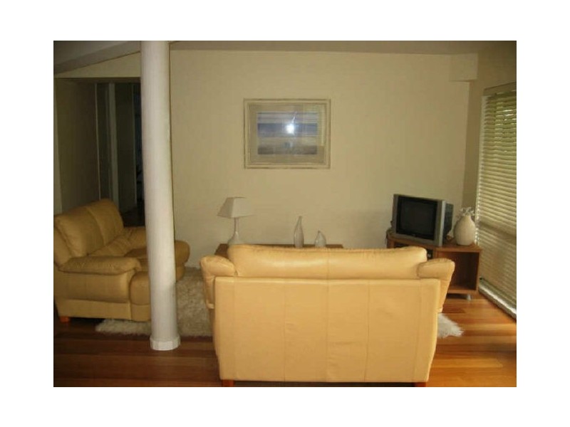 27 Moorong Crescent, Malua Bay NSW 2536