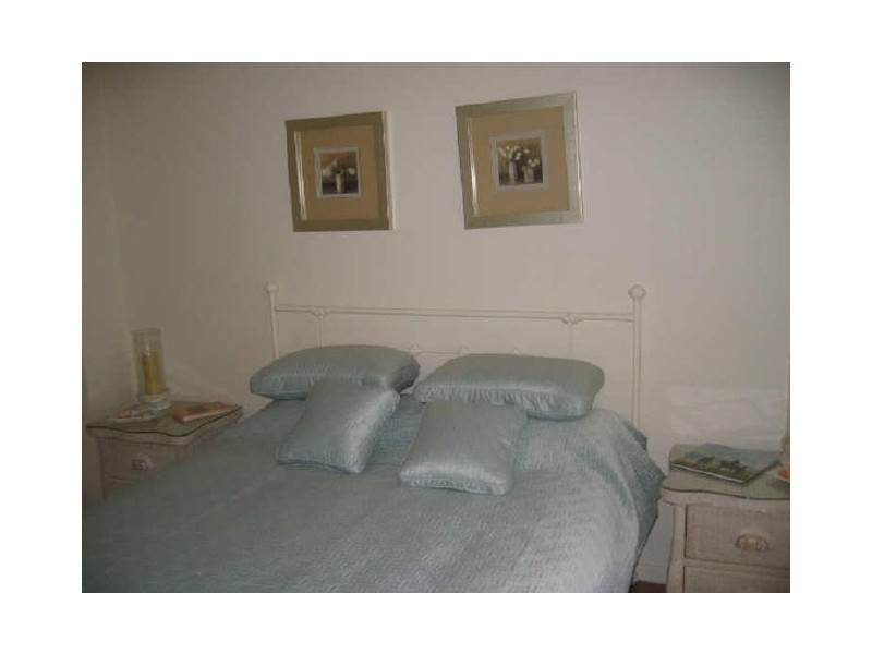 27 Moorong Crescent, Malua Bay NSW 2536