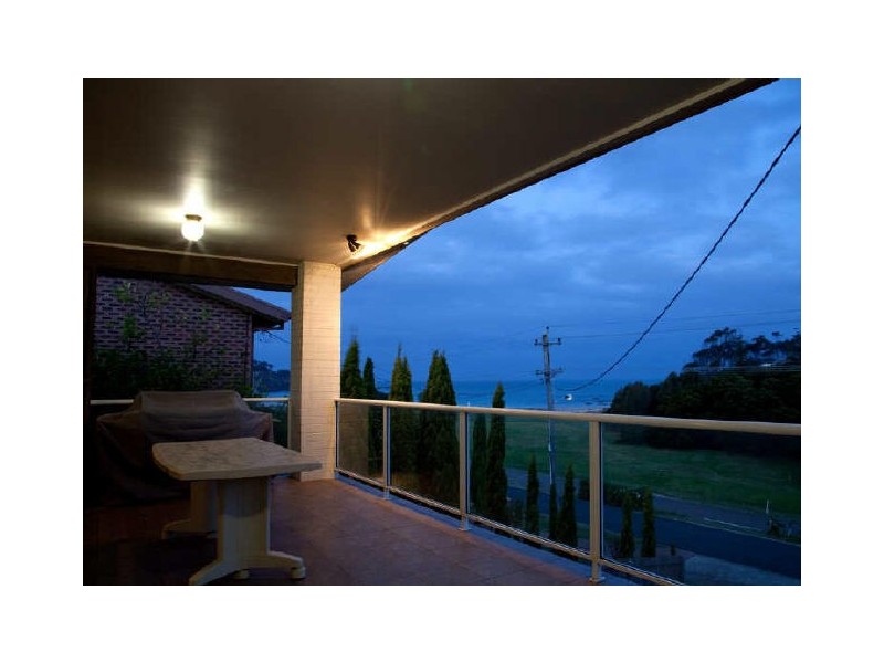 573 George Bass Drive, Malua Bay NSW 2536