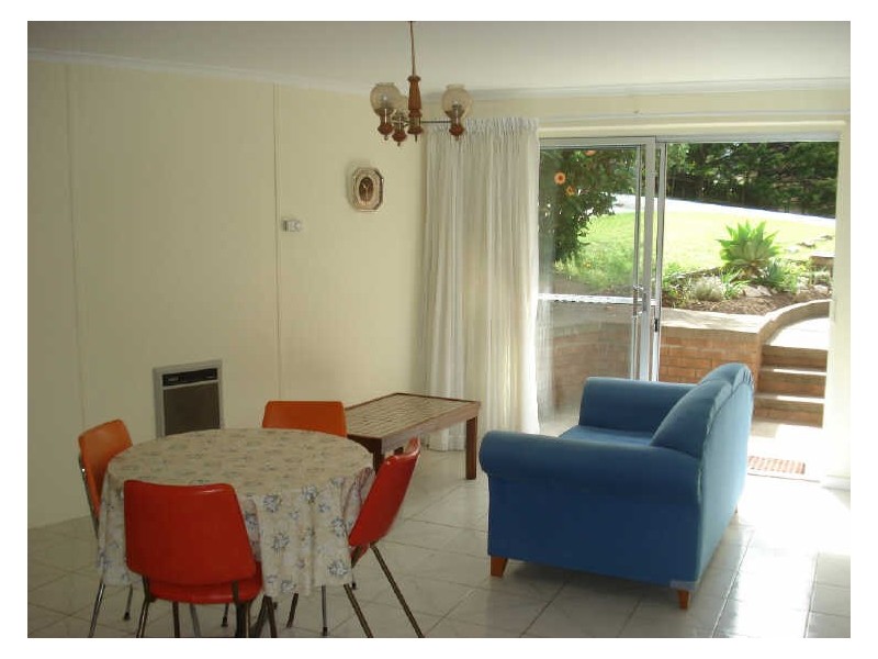 2/11 Nioka Avenue, Malua Bay NSW 2536