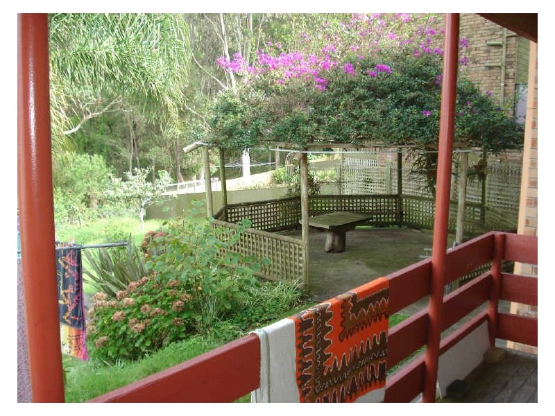 2/11 Nioka Avenue, Malua Bay NSW 2536