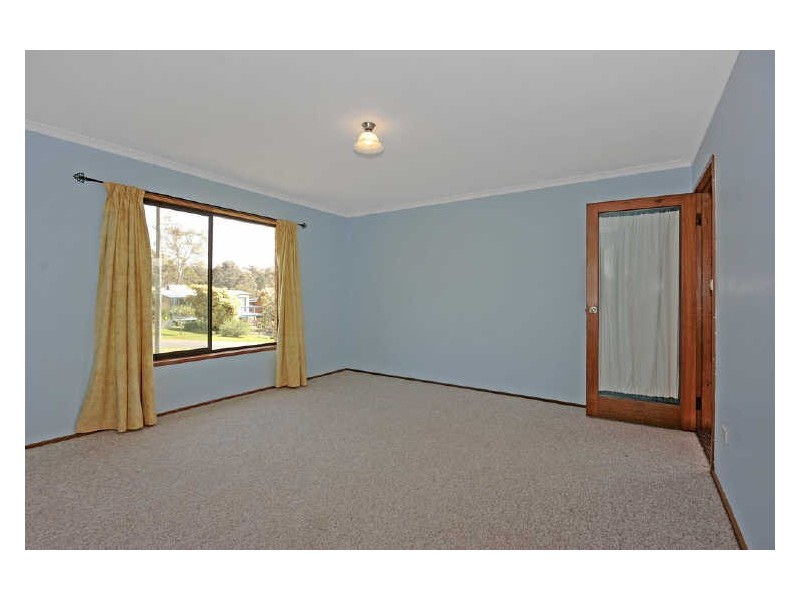 10 Muwarra Avenue, Malua Bay NSW 2536