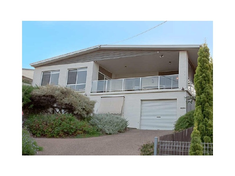 573 George Bass Drive, Malua Bay NSW 2536