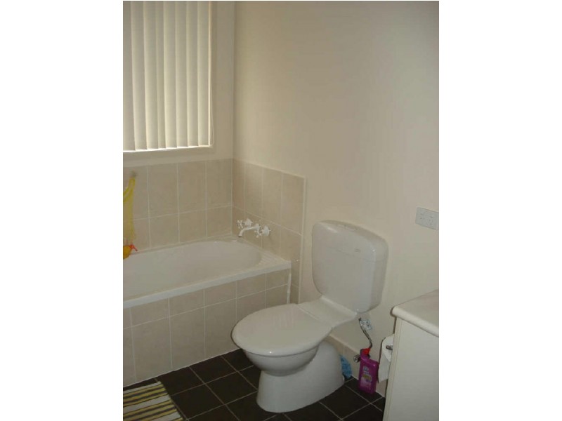 34 WattleBird Way, Malua Bay NSW 2536