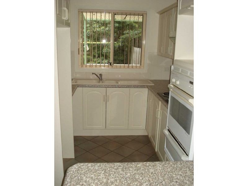 2/64 Cook Avenue, Surf Beach NSW 2536