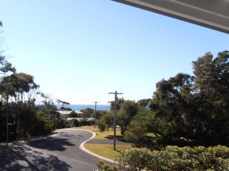 35 Pyang Avenue, Malua Bay NSW 2536