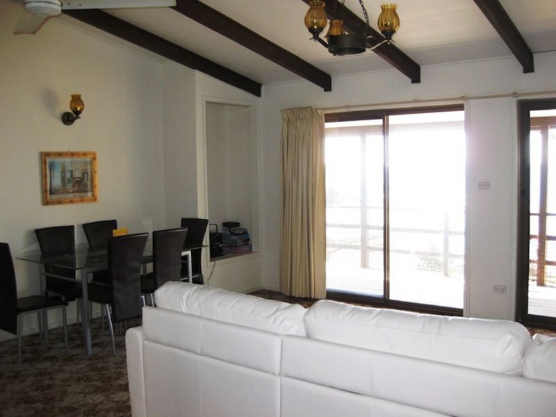 18 Illabunda Drive, Malua Bay NSW 2536