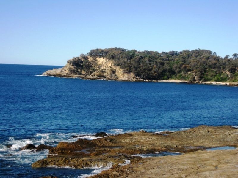 18 Illabunda Drive, Malua Bay NSW 2536