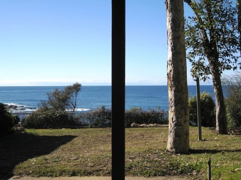 18 Illabunda Drive, Malua Bay NSW 2536