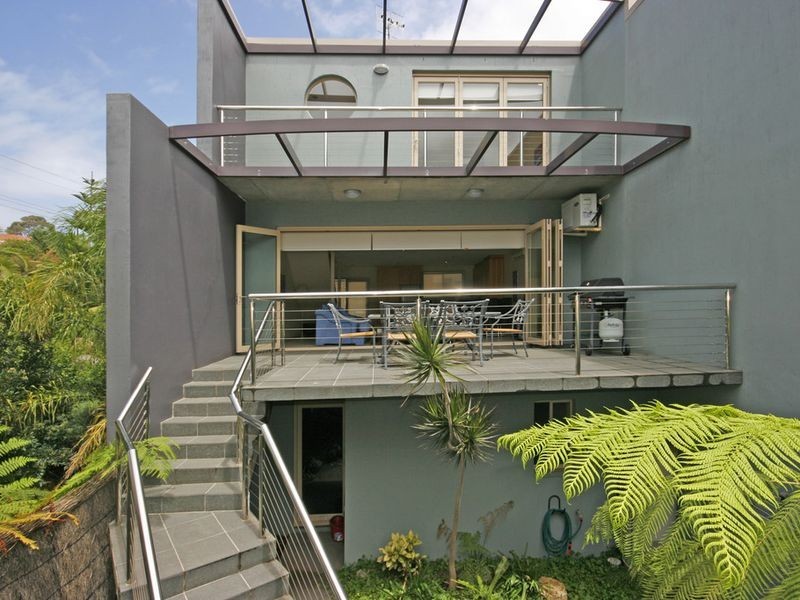 1/16 Wimbin Avenue, Malua Bay NSW 2536