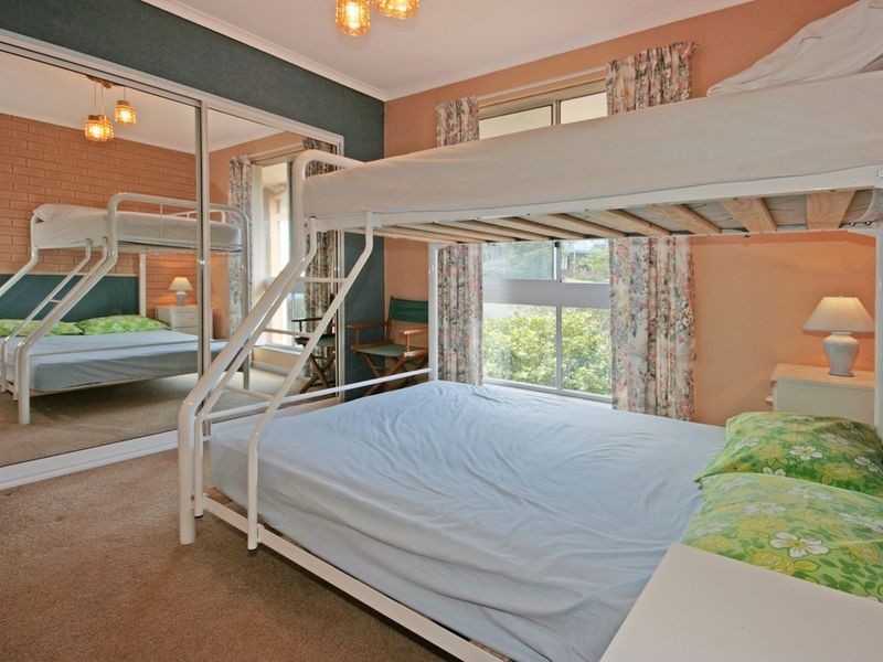 11 Nioka Ave, Malua Bay NSW 2536