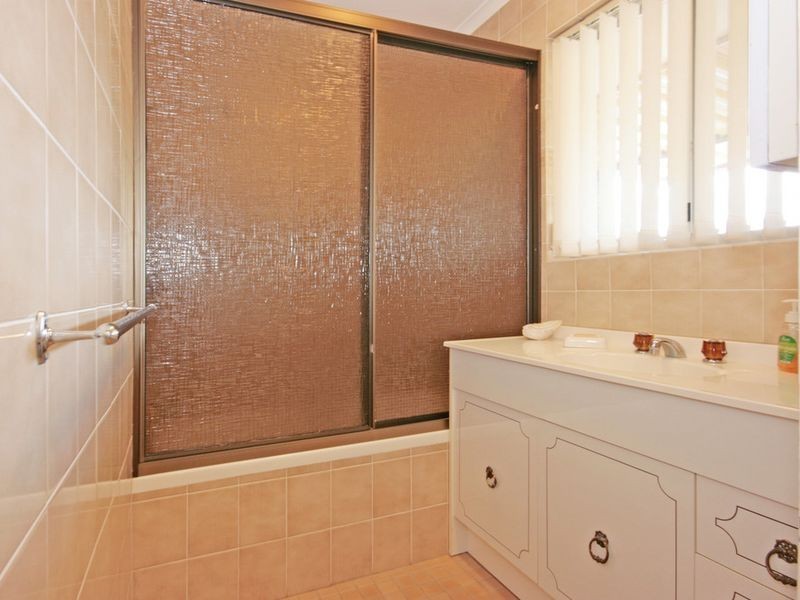 11 Nioka Ave, Malua Bay NSW 2536