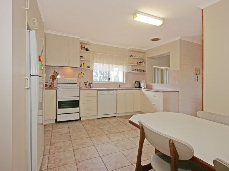 11 Nioka Ave, Malua Bay NSW 2536