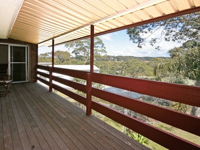 11 Nioka Ave, Malua Bay NSW 2536