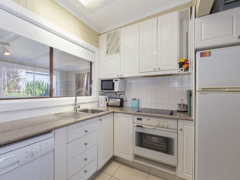 7 Iluka Avenue, Malua Bay NSW 2536