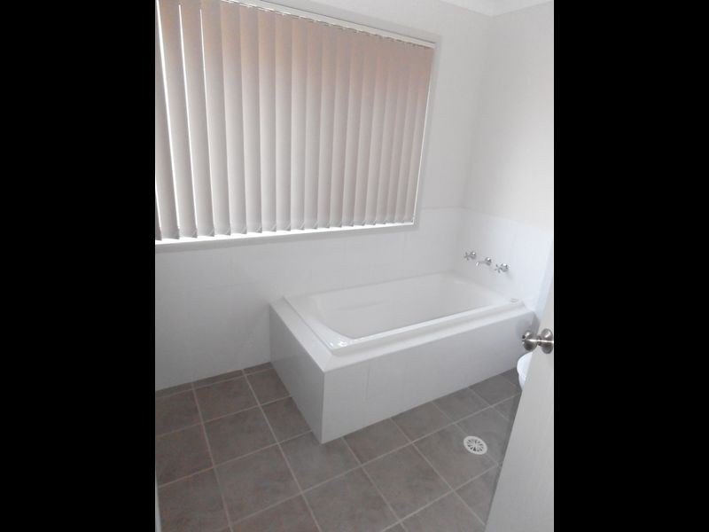 7 Elandra Place, Malua Bay NSW 2536