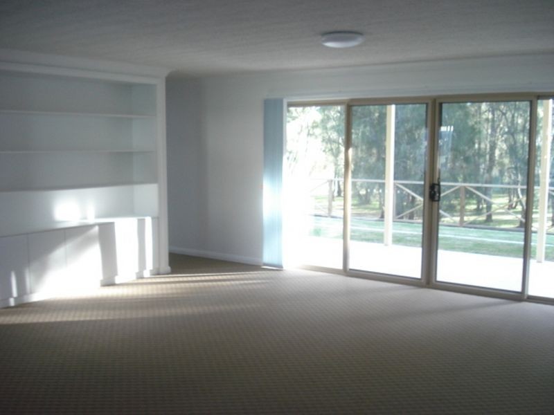4/2152 George Bass Drive, Tomakin NSW 2537