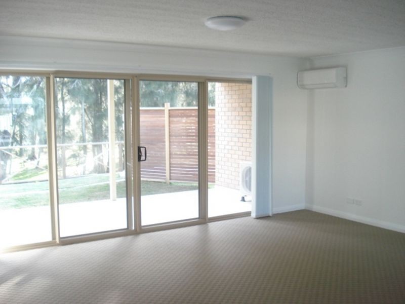 4/2152 George Bass Drive, Tomakin NSW 2537