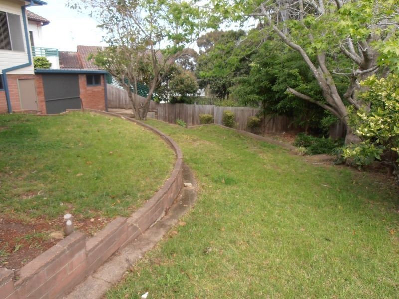 1 Nioka Ave, Malua Bay NSW 2536