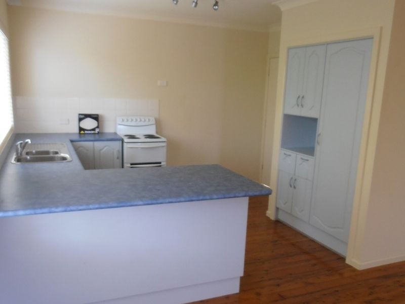 1 Nioka Ave, Malua Bay NSW 2536