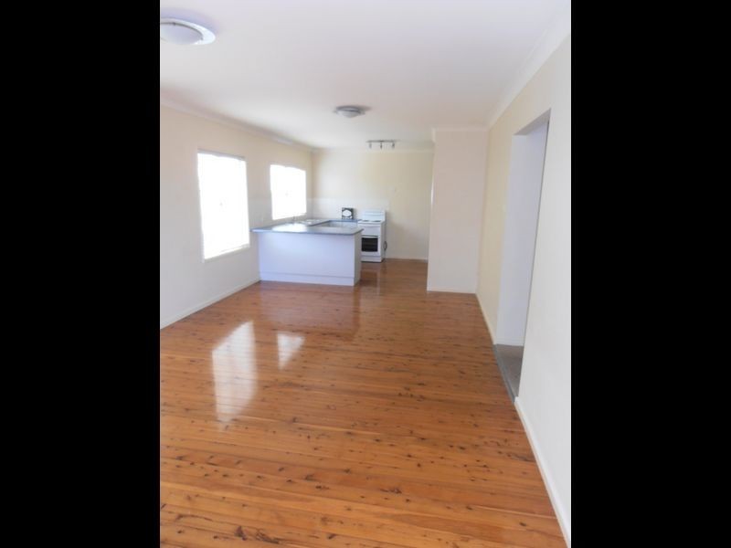 1 Nioka Ave, Malua Bay NSW 2536