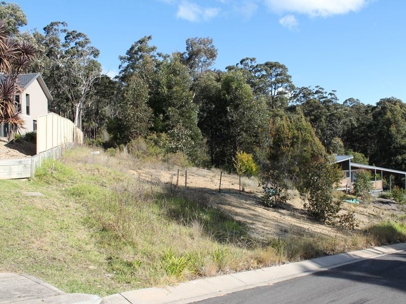 4 Vince Place, Malua Bay NSW 2536