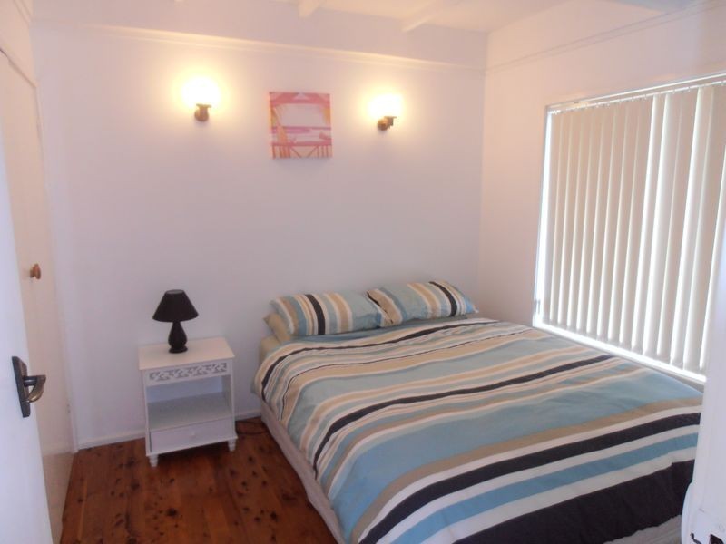 4 Euroka Avenue, Malua Bay NSW 2536