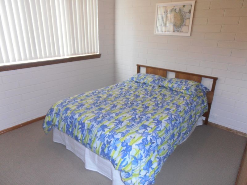 4 Euroka Avenue, Malua Bay NSW 2536