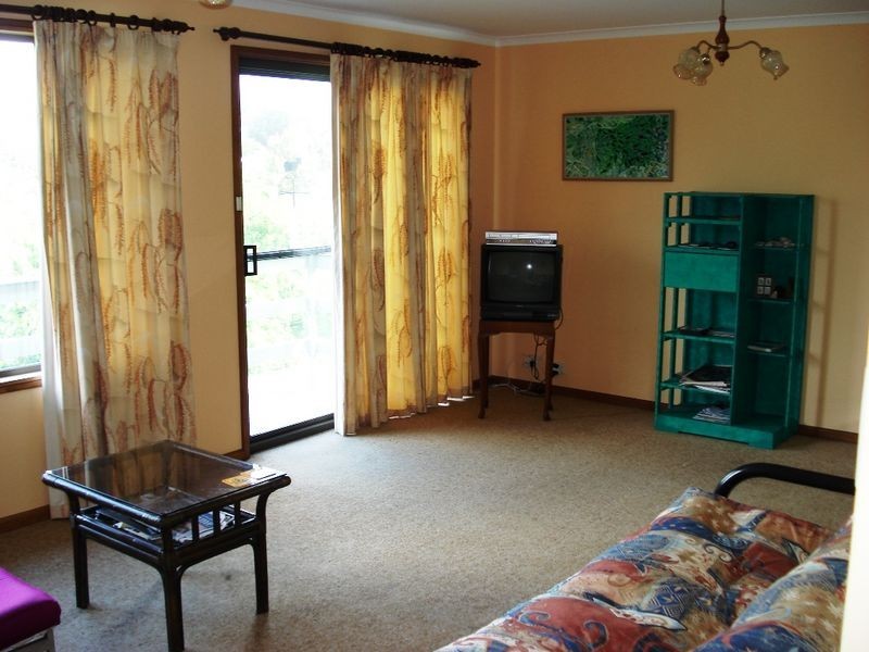 90 Iluka Avenue, Malua Bay NSW 2536