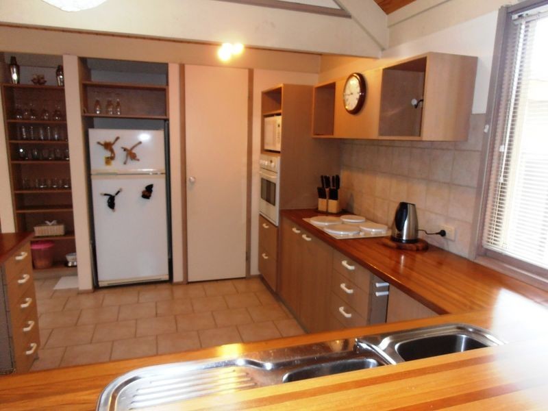69 Maloneys Drive, Maloneys Beach NSW 2536