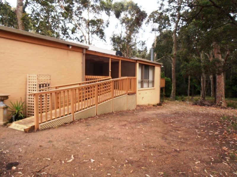 69 Maloneys Drive, Maloneys Beach NSW 2536