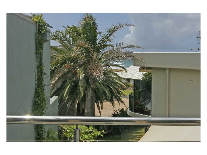 1/16 Wimbin Avenue, Malua Bay NSW 2536