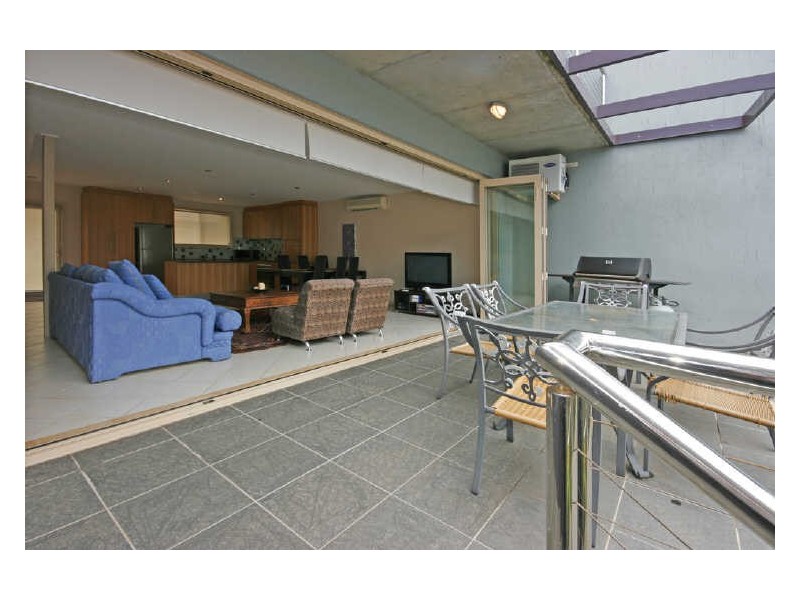 1/16 Wimbin Avenue, Malua Bay NSW 2536