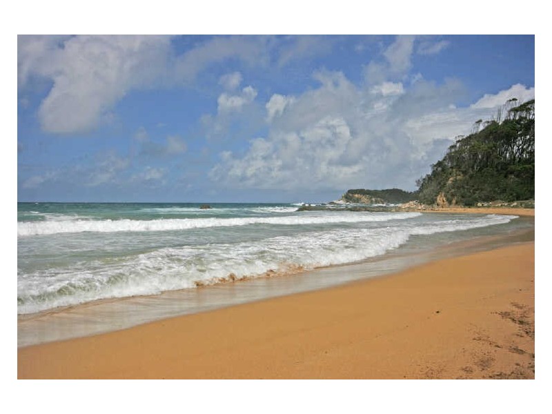 1/16 Wimbin Avenue, Malua Bay NSW 2536