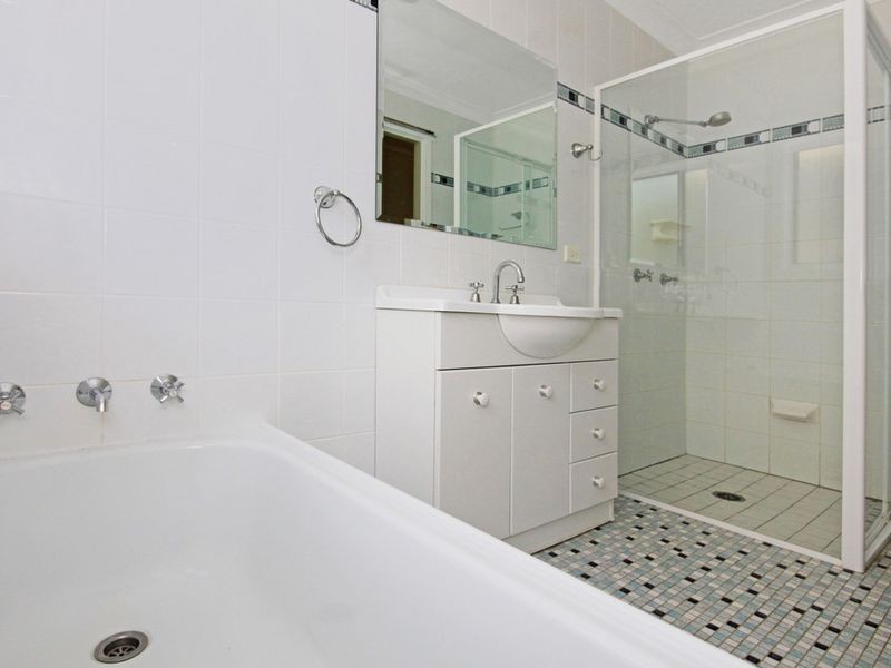8 Binda Street, Malua Bay NSW 2536