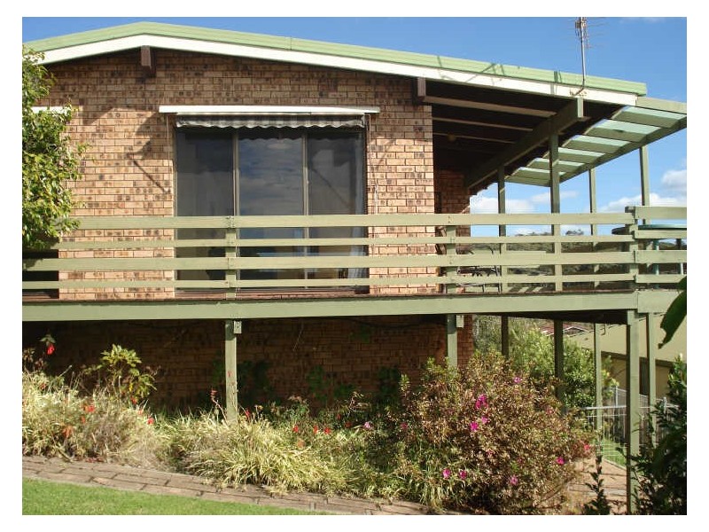 10 Waroo Crescent, Malua Bay NSW 2536